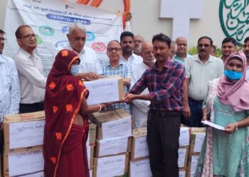 माननीय सांसद सीतामढ़ी श्री देवेश चंद्र ठाकुर द्वारा 30 यक्ष्मा मरीजों को लिया गया गोद।