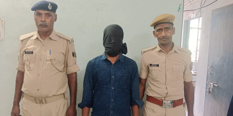 अश्लील वीडियो मामले में आरोपित गिरफ्तार