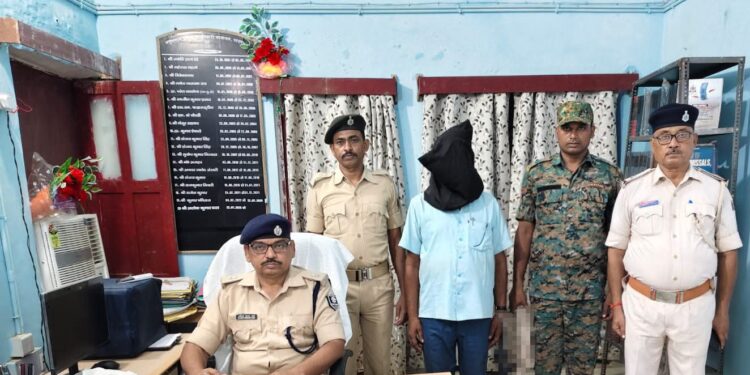कुख्यात नक्सली उमेश यादव गिरफ्तार, कई मामलों में पुलिस कर रही थी तलाश