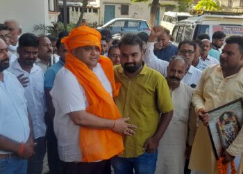 जीरादेई विधानसभा से बाग़ी उम्मीदवार के रुप में लड़ सकते हैं चुनाव : बिट्टू सिंह