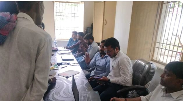 बड़हरिया अंचल में राजस्व अभियान में कोताही बर्दाश्त नहीं की जाएगीसीओ सरफराज अहमद