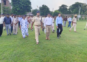 मुख्यमंत्री बिहार के प्रस्तावित सारण आगमन एवं कार्यक्रम को लेकर आज जिलाधिकारी, सारण एवं वरीय पुलिस अधीक्षक, सारण द्वारा कार्यक्रम स्थल का निरीक्षण किया गया।