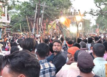 बड़हरिया प्रखंड के सबसे चर्चित हरदिया महावीरी अखड़ा मेला भरी पुलिस बल के बीच हुआ संपन्न