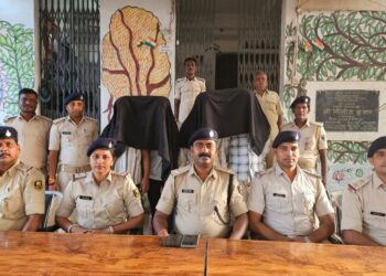 गिद्धौर में रंगदारी वसूलते चार युवक गिरफ्तार, लग्जरी वाहन से करते थे वारदात