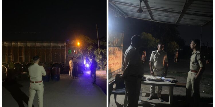 गोपालगंज – एसपी ने रात्रि भ्रमण के क्रम में कुचायकोट थाना क्षेत्र के बलथरी चेकपोस्ट का किया औचक निरीक्षण।