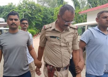 मधेपुरा में थाना प्रभारी गिरफ्तार, 20 हजार रुपए रिश्वत लेते निगरानी ने रंगे हाथों पकड़ा