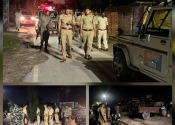 गोपालगंज :- नगर थाना के सहदुल्लाहपुर गांव के पास हुई घटना को लेकर एसपी अवधेश दीक्षित एवं सदर एसडीपीओ प्रांजल ने घटनास्थल का किया निरीक्षण