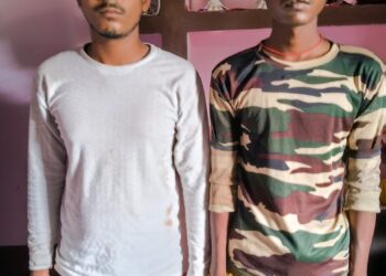 बड़हरिया थाना के रोहड़ा कला गांव मे नगदी सहित लाखों रुपए के जेवरात चोरों ने की चोरी