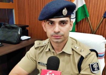 पटना में कुख्यात अपराधी आदित्य उर्फ गोलू गिरफ्तार, हथियारों का जखीरा बरामद –