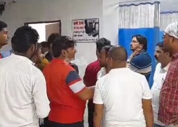 बाबूहता मजबूरी अखाड़े में हुई मारपीट में मुखिया पति की मौत