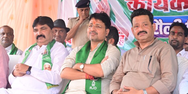 गोपालगंज। आगामी विधानसभा चुनाव में एनडीए सरकार की बिहार से बिदाई तय-दिलीप सिंह