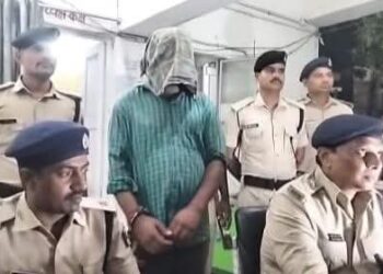 सीतामढ़ी पुलिस ने ब्रह्मर्षि सेना के पूर्व अध्यक्ष की हत्या की गुत्थी सुलझाई, मुख्य साजिशकर्ता रधाउर मुखिया रवि शंकर गिरफ्तार