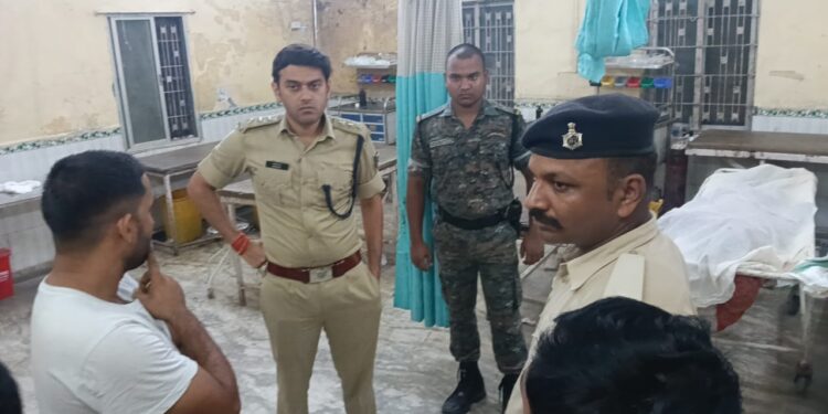 गोपालगंज :-मेला देखने आए युवक की चाकू मार कर हत्या