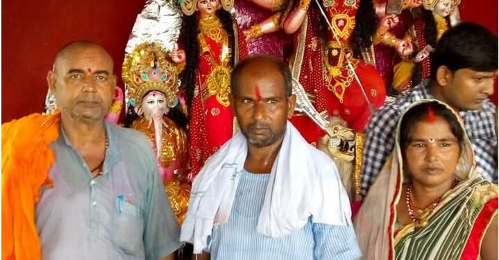 माता दुर्गा का आंख खुलते ही पूजा अर्चना को लेकर उमड़ी भक्तों की भीड़