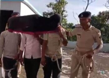 एक ही लड़की से दो दोस्तों को हुआ प्यार, फिर प्लान बनाकर एक ने किया दूसरे का कत्ल