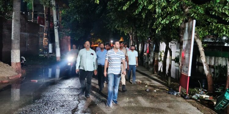 जिलाधिकारी श्री रिची पांडेय ने शहर में जलजमाव की स्थिति का किया निरीक्षण, नगर निगम एवं सभी विभागों को अलर्ट मोड में रहने का निर्देश