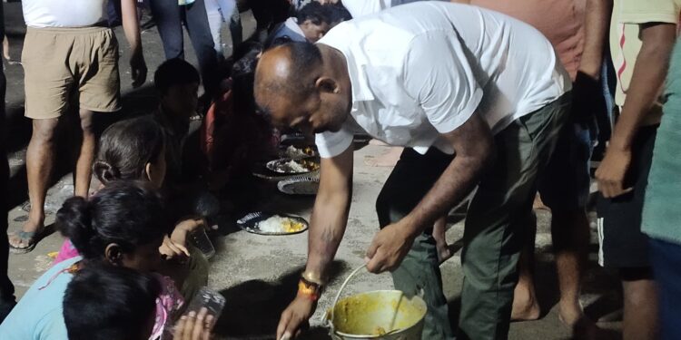 नेता नहीं बेटा हूं सीतामढ़ी जिले के रीगा पूर्व विधायक अमित कुमार टुना।