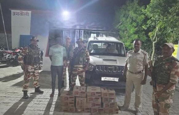 121 ली0 विदेशी शराब के साथ अभियुक्त गिरफ्तार एवं स्कॉर्पियो जप्त