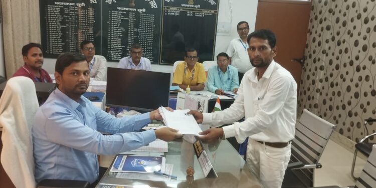 बिहार विधानसभा आम निर्वाचन-2025 के अवसर पर मतदाताओं को जागरूक करने के उद्देश्य से जिला स्वीप कोषांग, सीतामढ़ी के द्वारा जिले के सभी विधानसभा क्षेत्रों में सघन मतदाता जागरूकता अभियान चलाया जा रहा है।