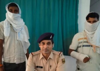 आरा में अवैध हथियारों के साथ दो बदमाश गिरफ्तार, पिस्टल और कारतूस बरामद