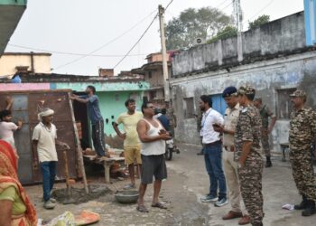 स्वीप आइकॉन ने पुलिस बल के साथ चलाया अभियान, भयमुक्त मतदान की अपील