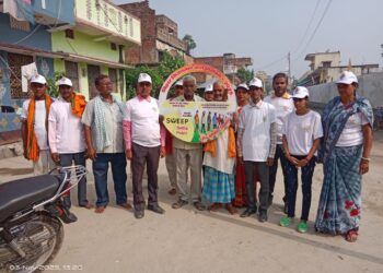 सिवान जिला स्वीप कोषांग द्वारा कला संस्कृति बिभाग सें जुड़े कलाकार नुक्कड़ नाटक कर मतदाताओ को कर रहें जागरूक