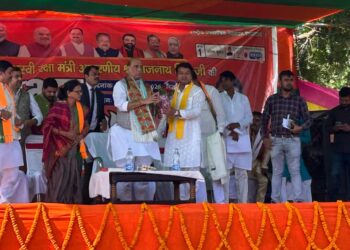 रक्षामंत्री राजनाथ सिंह ने कहा उन्होंने धर्म पूछकर मारा, हमने कर्म देखकर मारा, अनिल कुमार के समर्थन में पहुंचे मेजरगंज