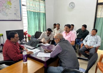 सीतामढ़ी में श्रमिकों की मतदाता सहभागिता सुनिश्चित करने हेतु बैठक आयोजित