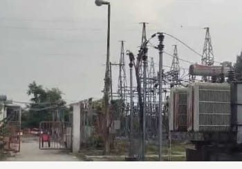 बिजली बिल जमा नहीं करने वाले 70 उपभोक्ताओं का कटा बिजली कनेक्शन