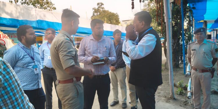 मतगणना केंद्र डायट थावे का जिला निर्वाचन पदाधिकारी एवं पुलिस अधीक्षक ने किया निरीक्षण