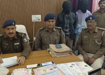 भगवानबाजार थानान्तर्गत लूट की घटना का सफल उद्भेदन, लूटी गयी सामान के एवं लूट में प्रयुक्त वाहन के साथ 02 अभियुक्त गिरफ्तार