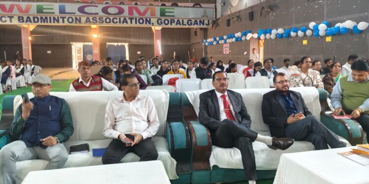 कला, संस्कृति एवं युवा विभाग गोपालगंज द्वारा 29वां जिला स्तरीय युवा महोत्सव 2025-26 का शुभारंभ, जिला पदाधिकारी श्री पवन कुमार सिन्हा के द्वारा दीप प्रज्ज्वलित कर किया गया शुभ आरंभ