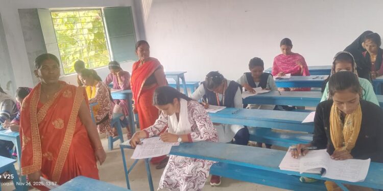 बीएसबी अम्बेडकर इंटर महाविघालय में 12वीं कला संकाय का सेन्टअप परीक्षा कदाचार मुक्त वातावरण में हुआ संपन्न