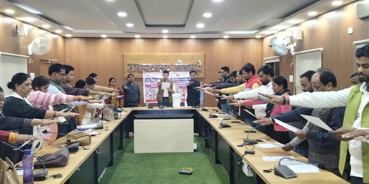 बाल विवाह के खिलाफ शपथ ग्रहण कार्यक्रम आयोजित