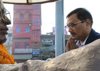 समाहरणालय परिसर, गोपालगंज में स्वर्गीय जी. कृष्णैया, भूतपूर्व जिला पदाधिकारी, गोपालगंज के शहादत दिवस पर उन्हें श्रद्धांजलि अर्पित की गई