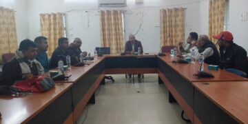 जिला पदाधिकारी श्री पवन कुमार सिन्हा (भा0प्र0से0) के आदेशानुसार आज कौशल विकास केन्द्र, गोपालगंज के सभा कक्ष में जिला जन-संपर्क पदाधिकारी श्री अनिल कुमार (बि0प्र0से0) की अध्यक्षता में प्रेस वार्ता आयोजित की गई।