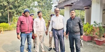 बिहार में सुबह-सुबह निगरानी का छापा, BEO का डेटा ऑपरेटर घूस लेते अरेस्ट; प्रखंड शिक्षा पदाधिकारी के आवास पर भी रेड