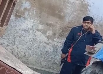 बड़ी खबर: गोपालगंज में हथियार प्रदर्शन का वीडियो वायरल, पुलिस सख्त एक्शन के मूड में