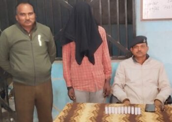 11 कारतूस के साथ युवक गिरफ्तार