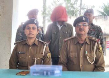 हथियार-कारतूस के साथ युवक अरेस्ट:झंझारपुर पुलिस ने नाबालिग छात्रा के अपहरण की साजिश की नाकाम , एकतरफा प्यार का मामला
