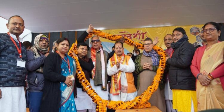 बिहार सरकार के माननीय उपमुख्यमंत्री विजय कुमार सिंहा ने मां जानकी की धरती सीतामढ़ी में स्वदेशी मेला का किया उद्घाटन।