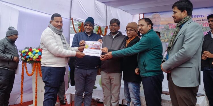 किसान मेला में बड़हरिया प्रखंड के किसानों ने जीता सबसे ज्यादा पुरस्कार-सतीश सिंह