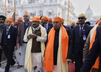 प्रकाश पर्व पर पटना साहिब में नतमस्तक हुए मुख्यमंत्री नीतीश कुमार, राज्य की सुख-समृद्धि की कामना