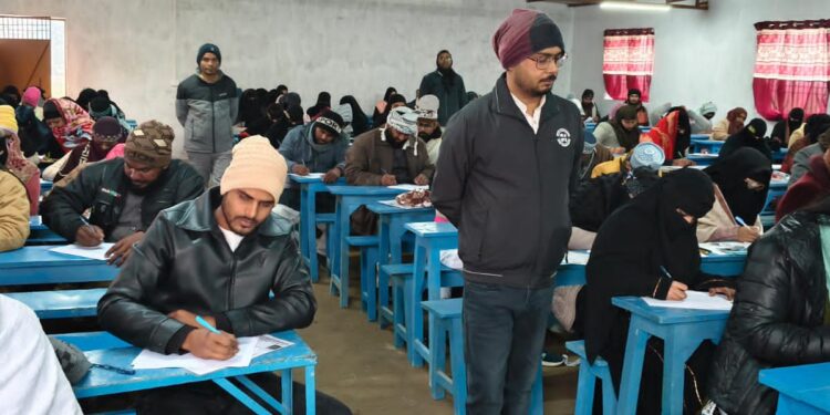 अम्बेडकर महाविद्यालय में चल रहे आलिम और फाजिल परीक्षा का हुआ शांतिपूर्ण समापन