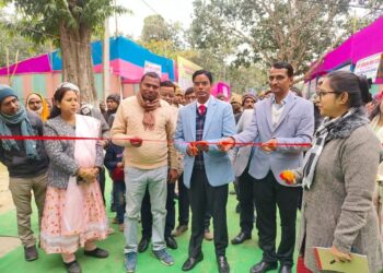 जिला स्तरीय दो दिवसीय कृषि यांत्रिकरण मेला का डीएम ने किया उद्घाटन