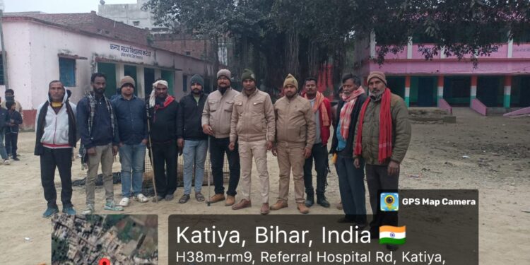 कटेया में बेकाबू बंदर का तांडव दूसरे दिन भी जारी, शिक्षक समेत 7 लोगों को काटकर कर चुका है लहुलुहान, इलाके में दहशत।