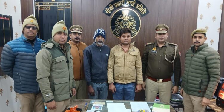 नकली मुद्रा तैयार व खपाने वाले गिरोह का भंडाफोड़1,12,500 मूल्य के जाली नोट व उपकरण,सामग्री बरामद