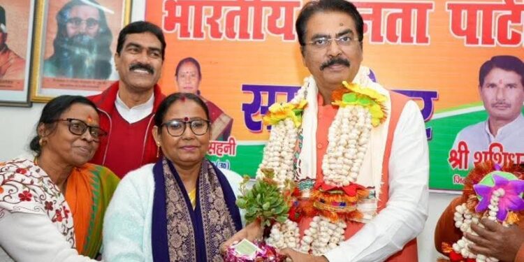 समस्तीपुर भाजपा कार्यालय में प्रदेश अध्यक्ष संजय सरावगी का भव्य स्वागत, कार्यकर्ताओं में दिखा उत्साह