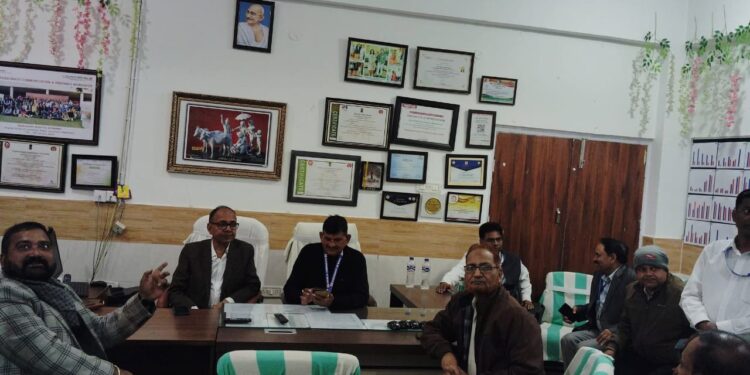 सदर अस्पताल सीतामढ़ी का क्षेत्रीय अपर निदेशक ने किया औचक निरीक्षण