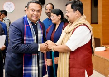 भाजपा में अध्यक्ष बनते नहीं, तैयार किए जाते हैं – आशुतोष शंकर सिंह ।